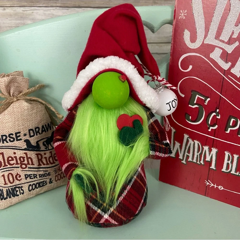 🚫SOLLD🚫 Grinch Gnome Handmade Plaid Flannel Festive Christmas Holiday Decor - Picture 1 of 11